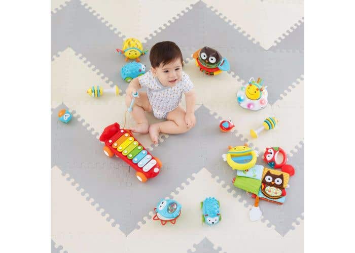 skip hop follow bee crawl
