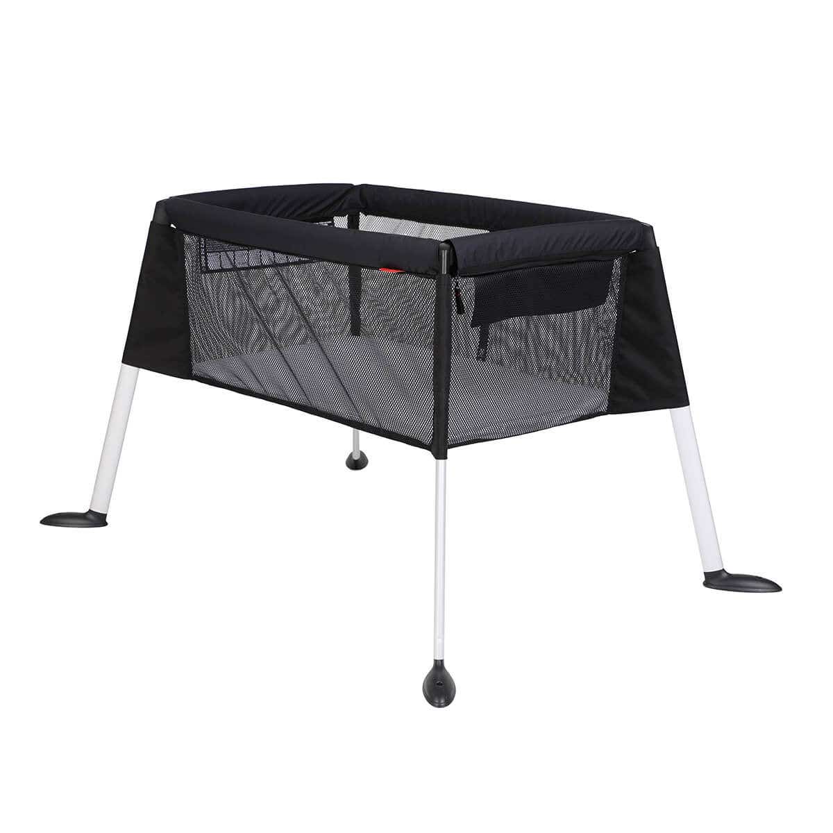 bassinet black